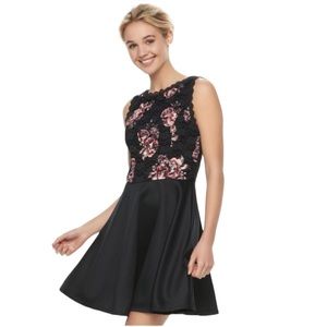 Lily Rose Lace Top Black With Pink Rose Sleeveless Skater Dress - Size Small